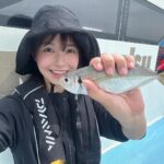 Haruka Momokawa Instagram – 今日は蒲谷丸さんに仕立てでアジ釣りに行ってきました🎣

友達とかみんなで行く釣り楽しいいいい〜✊❤️

いっぱい釣られてくれて感謝です！！！！！！！
でも、もっと釣りたいからまた行くの🤭❤️

美味しそうなアジたくさん釣れて大満足🤭🤭

 #蒲谷丸 #サンスポ #金沢八景 #釣り #アジ #アジ釣り #仕立て #釣りガール #釣り好きと繋がりたい #釣り好き #japanesegirl #idol