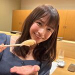 Haruka Momokawa Instagram – 先日、奥赤坂 鮨 淡師にいってきました☺️

こんなにちゃんとしたお寿司屋さん行ったので、最初緊張しちゃったけどお酒も美味しいしお寿司も一つ一つ丁寧で新鮮で全てが美味しすぎて…最高でした！

ハマフエフキのお寿司を初めて食べたんですけど感動した！

私が行った時は五島列島で採れたお魚をメインに出してくださり、五島列島に釣りに行きたくなりました🐟❤️

お食事終わりには茶室に移動してお茶を入れてもらい美味しい和菓子を食べさせてもらえて、雰囲気の違う空間も楽しめて是非みなさんにも体験してもらいたいなと思いました！

美味しいもの食べるとエネルギーが沸きますね！
また行きたいです☺️

PR @taka_sushitanji_tokyo
#奥赤坂鮨淡師 #赤坂鮨 #乃木坂鮨 #赤坂グルメ #乃木坂グルメ #赤坂ディナー #乃木坂ディナー #江戸前鮨
