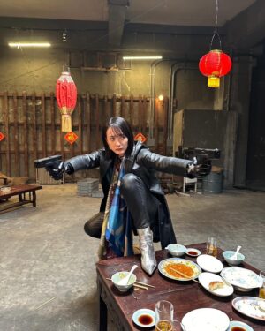 Haruko Nagaya Instagram - ⬆️餃子が食べたい人 #花になって