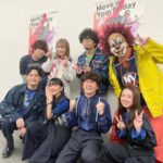 Haruko Nagaya Instagram - Mステありがとうございました 「ピンクブルー」を初披露でした これは夢のような写真 緑黄色社会を組んで初めてコピーした曲が SEKAI NO OWARIさんの「虹色の戦争」でした 「幻の命」を聴いて衝撃を受けてメンバーにすぐ共有して キーボードパートがあるからと 歌のキーも合わないのに無理やり何曲もコピーしていたものです 嬉しいなあ
