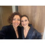 Hasibe Eren Instagram - “Yılbaşı Gecesi” nden bana kalan tatlı anlar ❤️ Filmi anlatmıyorum , tekrar tekrar izlemek isteyeceğiniz yine müthiş bir iş olmuş ⭐️ Fırtınalaaaar kopaarsa kopsuuun 🎶