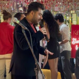 Hasleen Kaur Instagram - Fantastic way to celebrate Valentine’s Day with @lifestyleasiaindia and @kerastase_official @rahulgangs_ Thankyou for having me and making the night even more special with @kennethseb singing on behalf of Amber to me. 

My @superbhuti friend and partner creatively directing me through the night and my little one @iqrashefta 

Wearing my own dress from @taruntahiliani 
Make up and hair by me