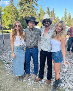 Hassie Harrison Instagram - shaping up to be a delightful summer ✨