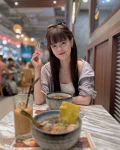 Hayley Woo Instagram - Though my heart is home, but my tummy is missing the boat noodles.. 🥲 📸 @joeythew