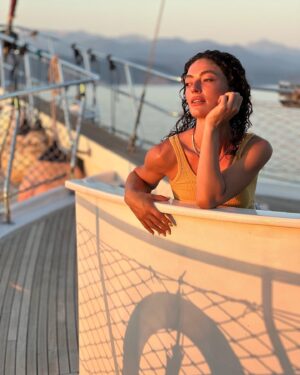 Hazal Şenel Instagram - 🌅