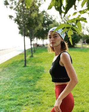 Hazal Şenel Instagram - açık havada muthis bir antreman yaptik biz😮‍💨tesekkurler sn. Jagu @muhammetceneoglu 🤩
