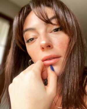 Hazal Şenel Instagram - Kar yok kar ,kar olsa