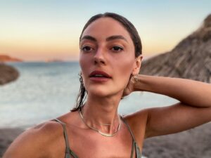Hazal Şenel Instagram - 🦀