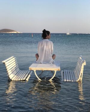 Hazal Adıyaman Instagram - Pazartesiden mütevellit.