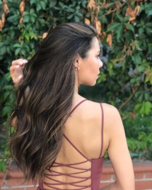 Hazal Adıyaman Instagram - Şımarmaya giden yol 👉🏻