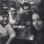 Hazal Adıyaman Instagram - Mert bize dişlerini gösterirken..