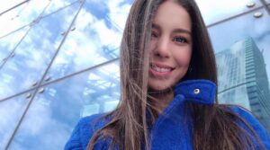 Hazal Adıyaman Instagram - Parçalı bulutlu mavili.