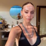Hazal Benli Instagram -