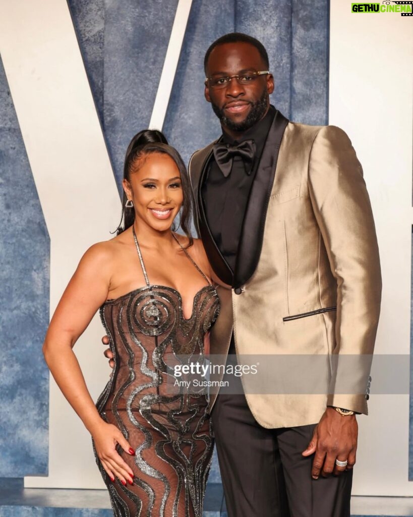 Hazel Renee Instagram - 💫ITS ALWAYS US💫 @vanityfair Oscar’s After Party With My Love @money23green MakeUp: @briamakeup Hair: @hairbypkk Dress: @alietteny Dressed By: @marisabakernm #VanityFairOscarsParty #VFOscars #BlackLove #BlackExcellence