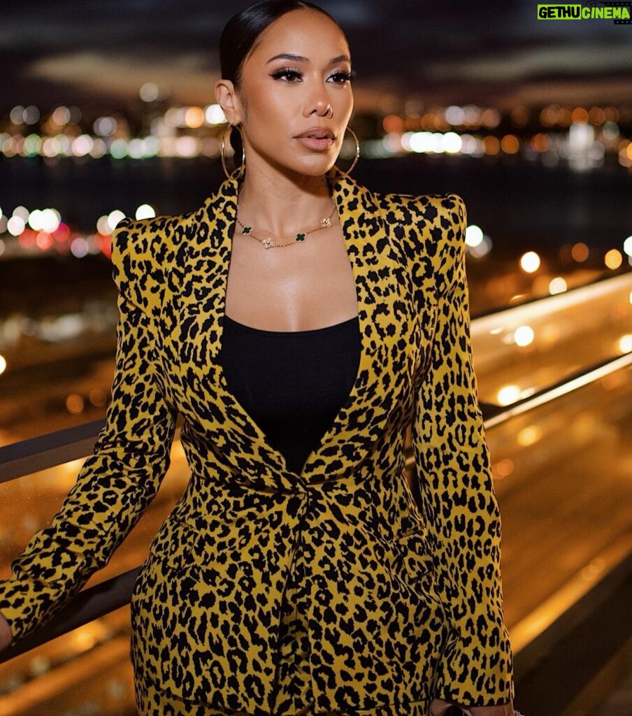 Hazel Renee Instagram - Had The Pleasure Of Attending The @sergiohudson Show During NEW YORK FASHION WEEK! Thank You So Much For Having Me❤️ @sergiohudson @davonkennard and @ingabeckham FIRE COLLECTION #NYFW #SergioHudson #Fashion Dressed In: @sergiohudson Collection10 MUA: @natasha.brooks.mua Shooter 📸: @alrdysuccessful My Ridahhh: @alainataughtyou