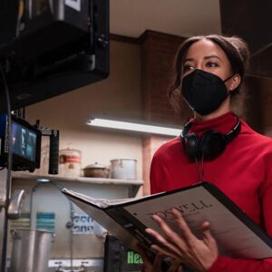 Heather Hemmens Instagram - Tonight!! The episode of Roswell, New Mexico that I directed will be airing at 8/7c. Stunts, explosions, special FX and me directing myself, we’ve got it all! I had the time of my life with this incredible team, and I’m honored to share that I’ll be back in the director’s chair again this season! Biggest thanks to @warnerbrostv @amblin @thecw for this dream come true 👽🎥 

CC: A pivotal script  by the amazing #ChrisHollier & @kristenhaynes_ 💜