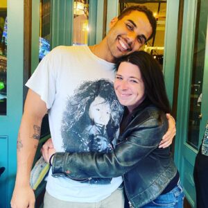 Heather Matarazzo Instagram - When you run into one of your babies. Love you @masonthegooding 
#screamfam #meeksfamily #scream
