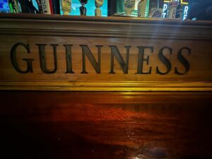 Heather Matarazzo Instagram - Snow, Hermey and a good ol’ Irish pub. My heart and liver are very happy.