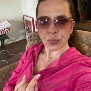 Heather Matarazzo Instagram - So proud to be a member of @sagaftra and proud that our leadership has stepped up to the plate and drawn a clear line in the sand. We all deserve a living wage. We all deserve to be treated with a modicum of decency and respect. That goes not just for actors, but writers, hotel workers, UPS workers, etc, etc, etc. AMPTP, you’ve fucked around and are about to find out. See y’all on the line #unionstrong #strike