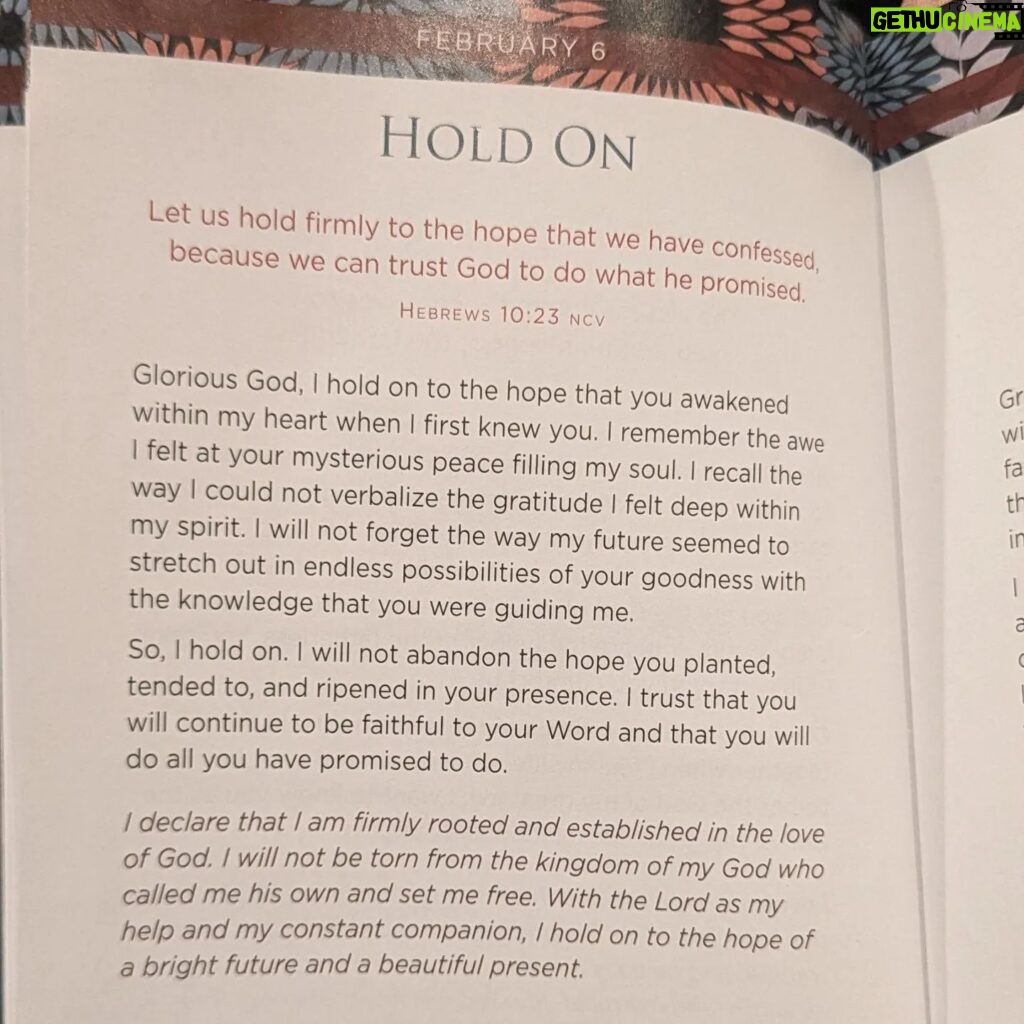 Heather B. Instagram - GOD MORNING HAPPY HOUR CREW! May I ENCOURAGE YOU TODAY? May I REMIND YOU TODAY? To Simply....HOLD ON. GOD BLESS YOU!!! PICK YOUR HEAD and YOUR HEART UP TODAY. GOD'S GOT YOU!!! AMEN!