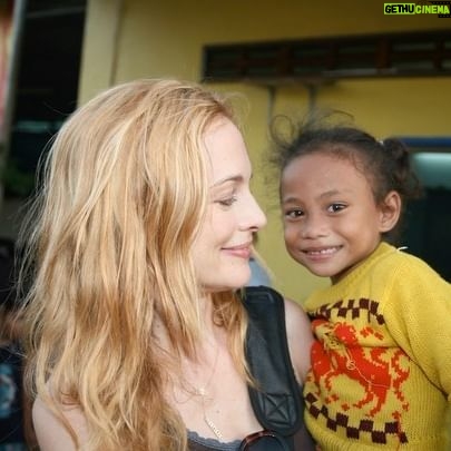 Heather Graham Instagram - It’s been so fun sponsoring Leang and watching her grow up and get a scholarship to Trinity College. The Cambodian Children’s Fund is a great charity if you’re looking to spread the love at the holidays. ❤️