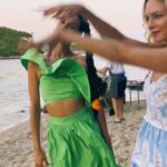 Heather Graham Instagram – When your bestie trip starts turning into a honeymoon 😆🇬🇷❤️🍦
@feministabulous