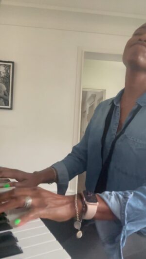 Heather Headley Instagram - It was a rainy day today. 
I like these days. 
I was warming up, and thought of some friends of ours who are walking through a ‘situation’ 🙂! This little song popped into my head and wouldn’t leave…so I had to sing it. 
 It’s not #Sunday, but we can still have a church moment 🙂! 
Thanks to @jonmcreynolds for the song. ‘Sorry for messing with it, dear one!
🎶May your battles end the way they should🎵 
May you still know (no matter what you’re going through today) that God is good.