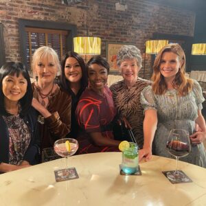 Heather Headley Instagram - Today, our #TBT rolls back to a little behind-the-scenes view of filming #sweetmagnolias #seasontwo. 

Hello #thursday!
The #weekend is almost here 😉! 

@sweetmagnoliasnetflix