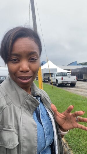 Heather Headley Instagram - A special #kindness at @scottantiquemarkets #payitforward #bekind