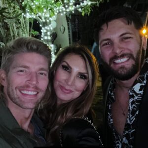 Heather McDonald Instagram - A surprise #birthday party for @scheana including a viewing of #vanderpumprules #finale. What did you think? Swipe right for more. @smirnoff @brock @summermoon @brittany @janetelizabethx @itsjameskennedy #thevalley #bravotv #818tilidie #juicyscoop