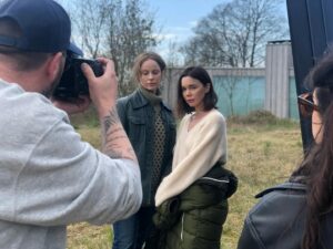 Hedda Stiernstedt Instagram - Fallen / Sanningen ! 25/12 @tv4 ♥️ @actress_sofia_helin_