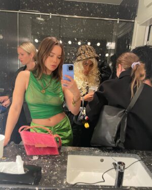 Hedda Stiernstedt Instagram - Cute delete felt later might guacamole