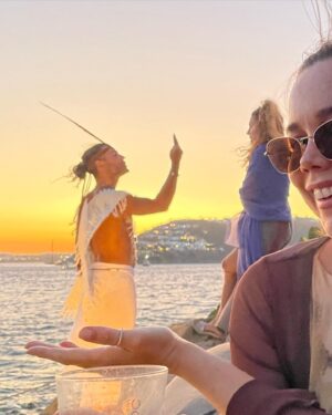 Hedda Stiernstedt Instagram - *goes to Mykononos once* Thank you thank you tack tack tack @chimi and sweetest @charlielindstrom for an intense 48h celebration in Greece