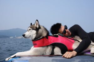 Hedwig Tam Sin-Yin Instagram - Reef第一次Wakesurf 係去做model