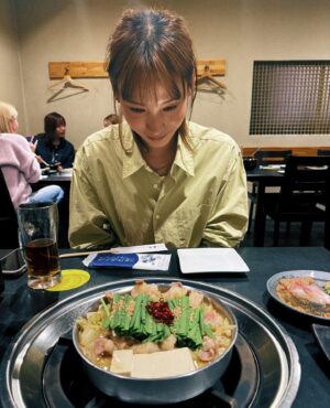 Hedwig Tam Sin-Yin Instagram - 我對回復以前嘅磅數呢件事持開放態度

佢一路傾電話都輕鬆夾到公仔都係一擊必殺