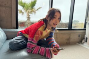 Hedwig Tam Sin-Yin Instagram - 我去旅行自攜雨水
