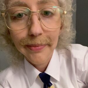 Heidi Gardner Instagram - The Last Dance = ❤️   🏀 truly one of the most fun nights of my life recreating one of the best scenes ever. @streeterseidell had the idea for this and i’m so grateful he could see me as the iconic John Michael Wozniak. @adrianarobles___ and @handlevy directed it and made it look just like the original. And for real @keeganmichaelkey playing MJ!!!!! I can’t even believe it. The most special and the most funny. And @kenanthompson comin in as Chuck?!! With that smile!!!! 😀@moffatpics Phil Jackson is actually too good and @chrisreddis being a perfect Rodman. I can’t help but gush over how special the whole experience was. @mikeyfuntime started it off perfectly. Hair, makeup, and wardrobe made this look exactly like it was 1993. @bryanmatechen @jillbream ❤️🏀❤️🙏🙏 and @louiezfx making special sheets of leg hair that were BEYOND!! Gina made the perfect Wozniak, lion’s mane wig! And all the actors in it who were there late but had such a fun energy and having them in vintage bulls warm-ups was the coolest thing I’ve ever seen. Thank you! It’s probably the closest I’ll ever get to the locker room at the NBA Finals and that’s cool with me! The handheld cameras, the crew, the editors made this look so legit. A dream come true for a kid who has always loved comedy and basketball. @nbcsnl ❤️🏀❤️ little woz easter egg at the end. Huge @fayedunaway fan I guess.