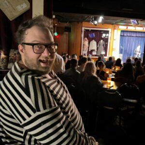 Helen Hong Instagram - You won’t believe who you missed tonight!!! 
10 Comics!!!
Back to back sold out shows!!!
Amazing Line Up!! Great Crowd!!
Thank you all for another amazing show!!!

@rick_izquieta 
@funnyhelenhong 
#jackcoen 
@arthurtrace 
@jeremyhotz 
@haveyallan 
@kylemarlett 
@jasmineelliscomedy 
@kileybriancomic 
@georgekburns 

#comedyandmagic #standupcomedy #standupreels #funny #comedy #comedyandmagicclub #southbay #ComedyCentral