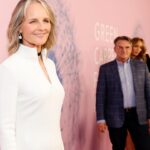 Helen Hunt Instagram - Got glammed up by people I love. Can’t ask for more than that. Stylist @bluecatblauner H & MU @darrellredleaf And the last photo is me and @shuvane from @slatepr Literally had my back for the last 30 years. Thanks @scotttayyyyy and @mariatakigawa ❤️❤️