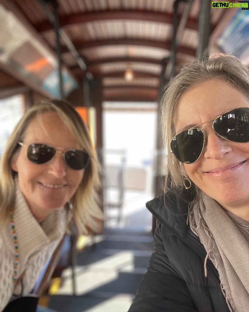 Helen Hunt Instagram - I find it’s most efficient if your best friend shares your sensibility, your perspective, your profession and your name. It’s just easier that way. Can’t even entertain the thought of life without your fellowship so I won’t. Happy 39th birthday. We’re getting up there!! ❤️