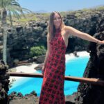 Helen Lindes Instagram - El look perfecto para un evento en la isla… eso fue lo que pensé cuando vi este vestido de @theiqcollection en @valytyplace ❤️ Qué opináis?? #lovelanzarote #lanzarote @turismolzt