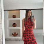 Helen Lindes Instagram - El look perfecto para un evento en la isla… eso fue lo que pensé cuando vi este vestido de @theiqcollection en @valytyplace ❤️ Qué opináis?? #lovelanzarote #lanzarote @turismolzt