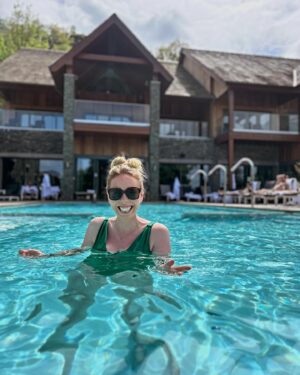 Helen Skelton Thumbnail - 18.1K Likes - Top Liked Instagram Posts and Photos