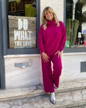 Helena Isabel Instagram - Bom dia! Look 1, 2 ou 3? Qual o vosso preferido?
Estas malhas e muitas mais vão estar disponiveis este domingo na @mummycool_pt com -20%

Apontem na agenda e venham ter comigo este domingo, das 10 às 14, na Rua Tomás da Anunciação 71, em Campo de Ourique! ❤️

Até já!