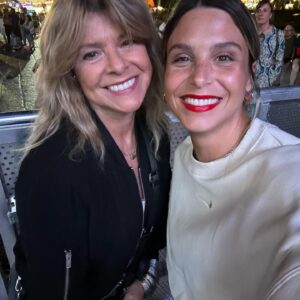 Helena Isabel Instagram - Aqui vão algumas imagens de 2023 😀
Que venha 2024! E que venha com tudo!
🍾🥂🎉⭐️🕊️