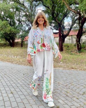 Helena Isabel Instagram - Bom fim de semana para todos!
🌸😎☀️

Look @boho.chic.trendy_