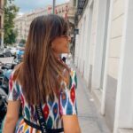 Helena Costa Instagram - Por las calles de Madrid #helenlovesneon 🦄#lanidorandme
