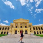 Helena Luz Instagram – Última semana de férias e tirei o dia para arte, arquitetura e história, muita história!!!
Museu do Ipiranga e Museu de Zoologia da USP.
Fiz self com Dom Pedro, conheci uma mega pintura, foto com esqueleto, self com urso!! Qual foto vc mais gostou??
.
.
.
.
.
.
.
.
#museudoipiranga #ipirangamuseum #museudezoologia #turismosp #prefeiturasp