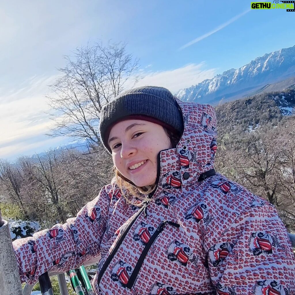 Helena Luz Instagram - Ski no Perito Moreno ❄️ simplesmente sem palavras!!! . . . . . . . . . #bariloche #peritomoreno #ski