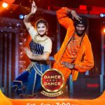 Hema Dayal Instagram – Irukku Sambavam Irukku….!!!😎🕺💃
Dance Jodi Dance Reloaded 2 | Ticket to Finale | ஆடுகளம் Round | Sat and Sun 7PM.

#DanceJodiDanceReloaded2 #DanceJodiDance #DJD #Suresh #HemaDayal #ZeeTamil